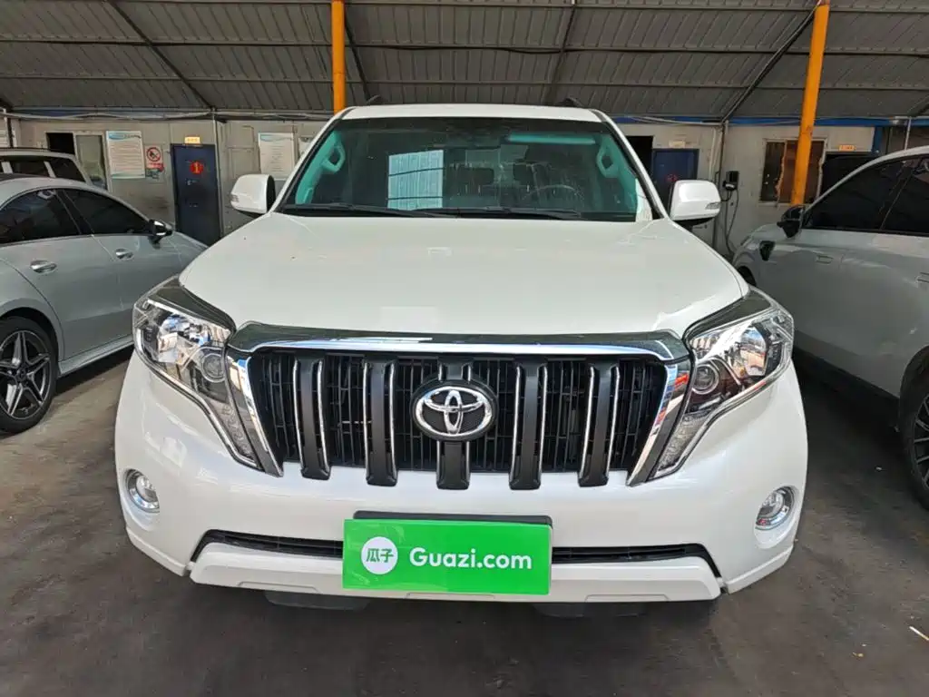 Toyota Prado 2017 — фото 3