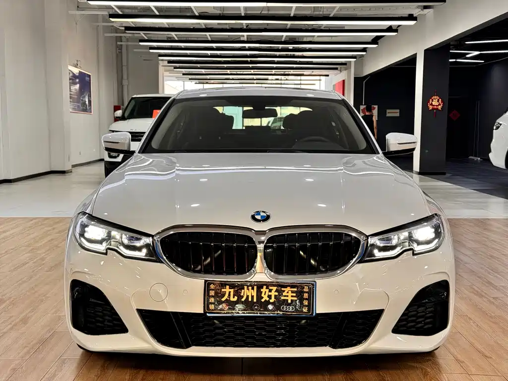 BMW 3 Series 2021