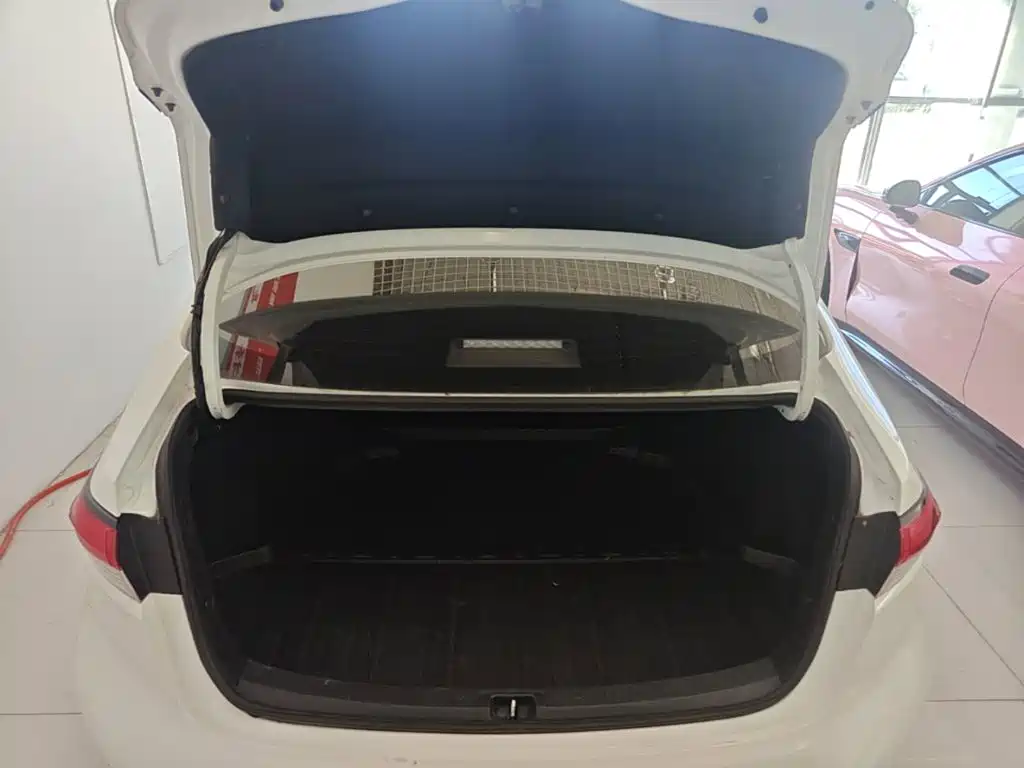 Toyota Levin 2023 — фото 19