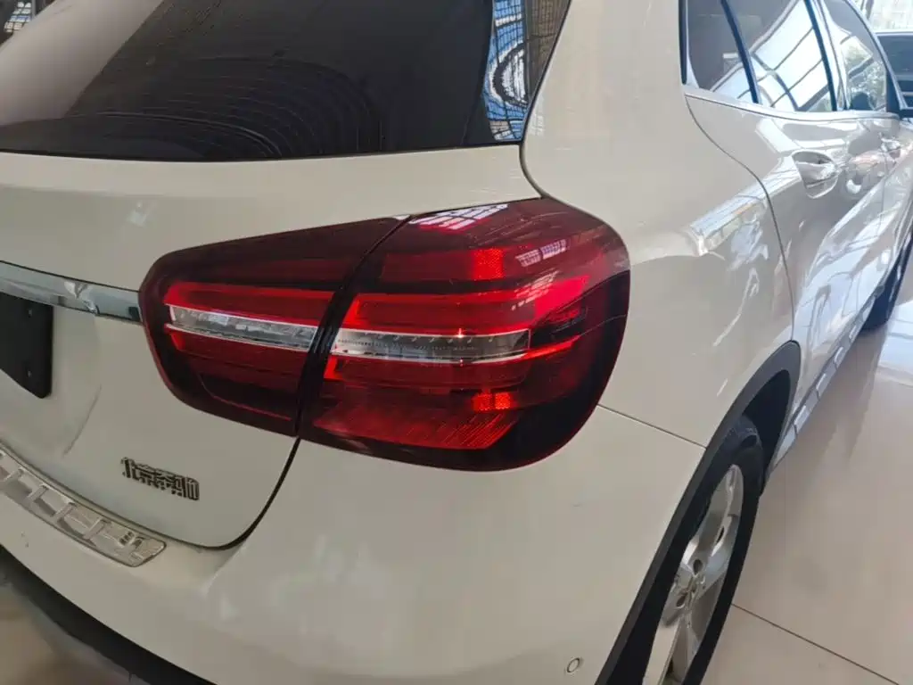 Mercedes-Benz GLA 2018 — фото 8