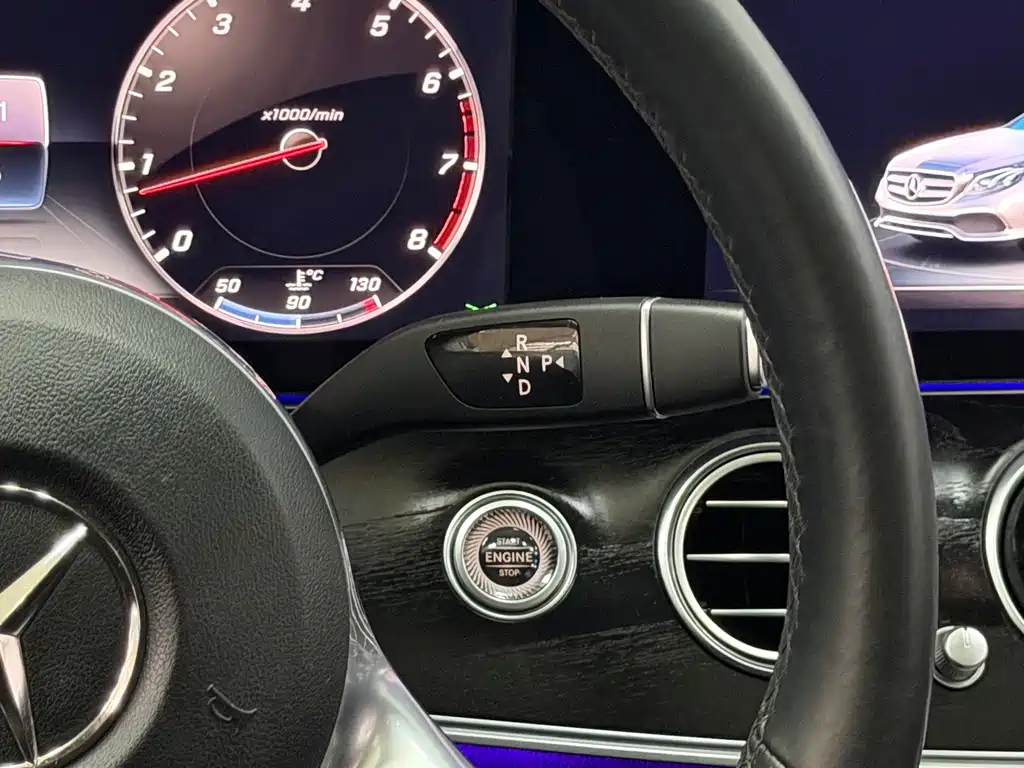 Mercedes-Benz E-Class 2019 — фото 22