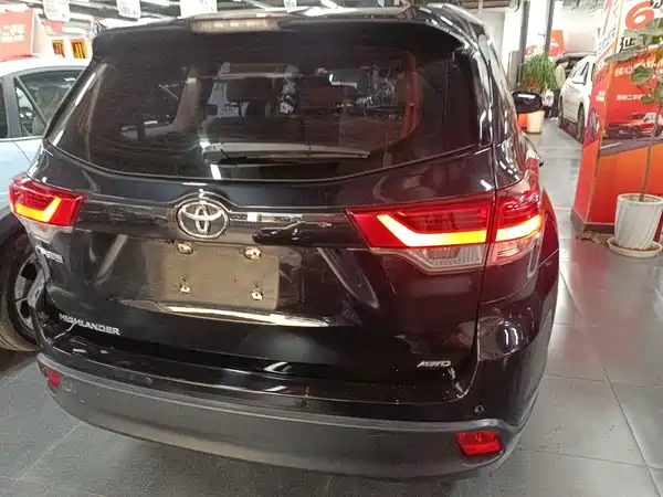 Toyota Highlander 2019