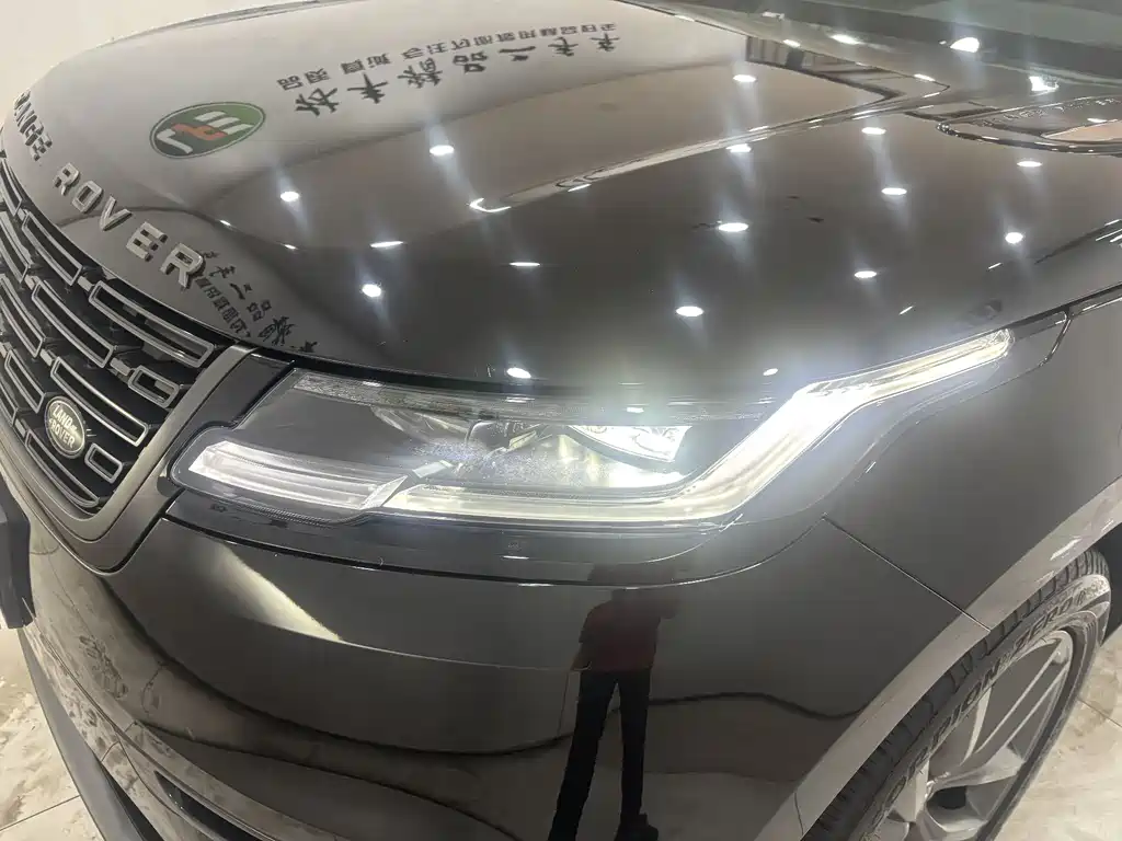 Land Rover Velar 2024 — фото 10