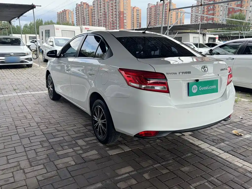 Toyota Yaris L 2019 — фото 26