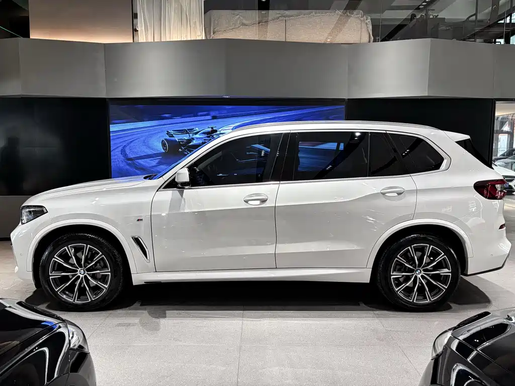 BMW X5 2023 — фото 3