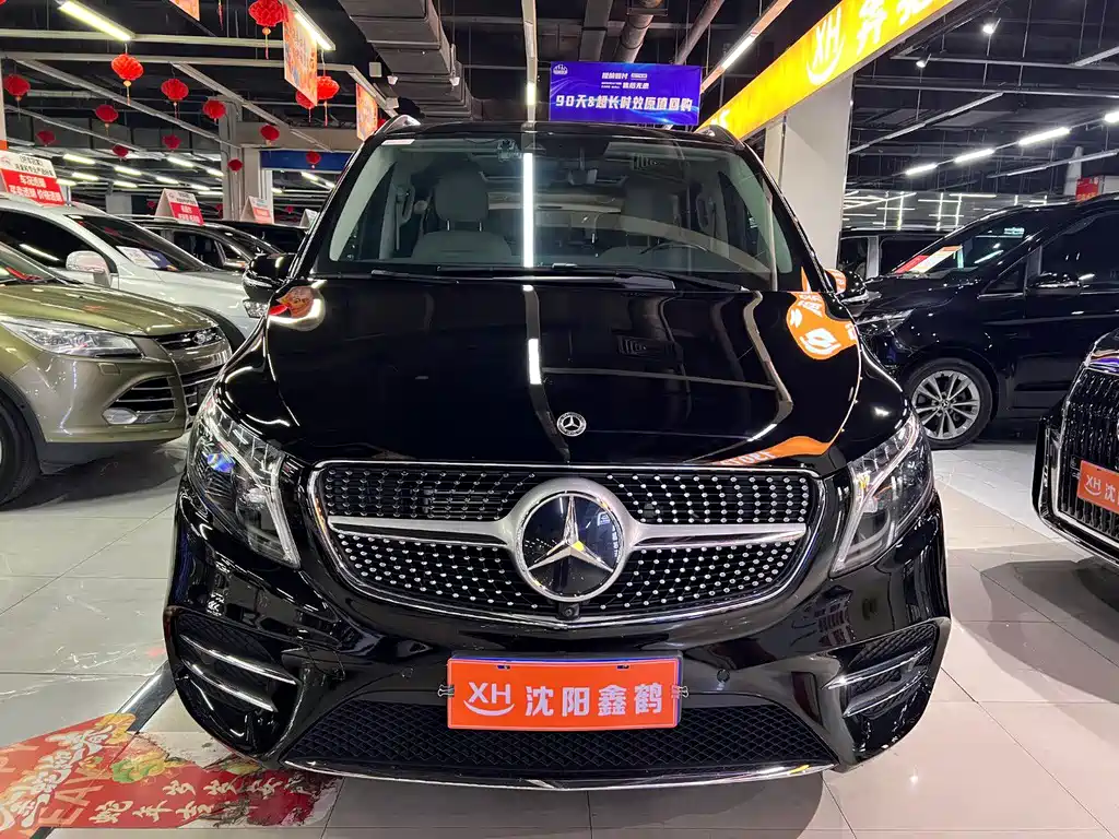 Mercedes-Benz V-Class 2023 — фото 3