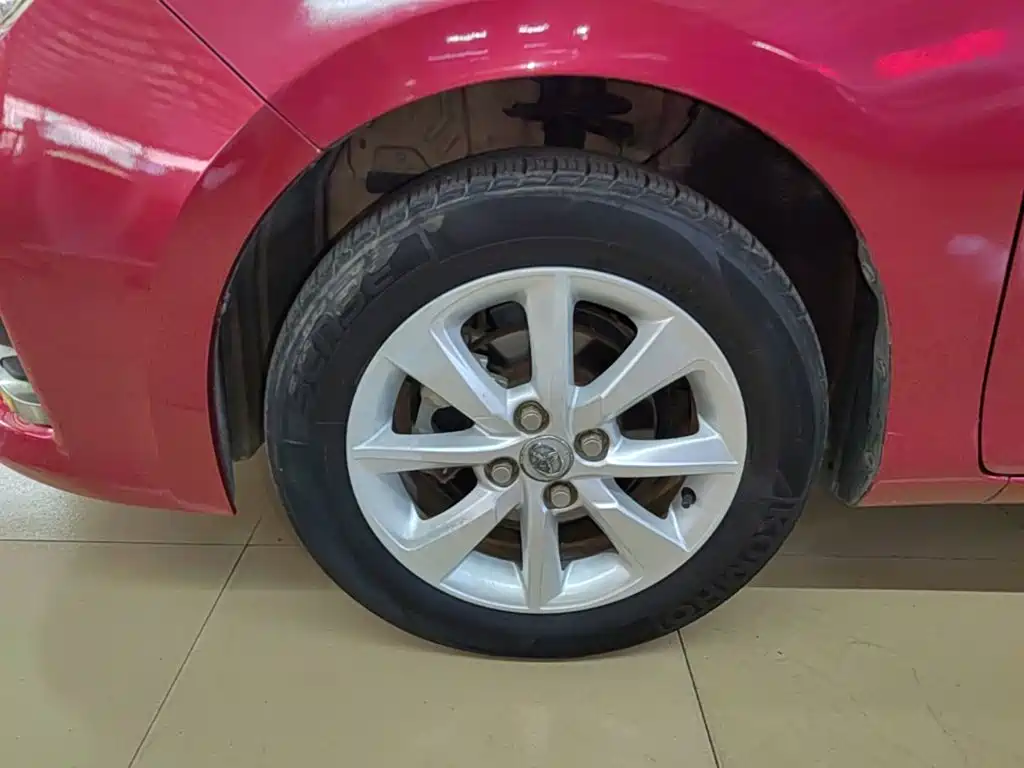 Toyota Yaris L 2016 — фото 23