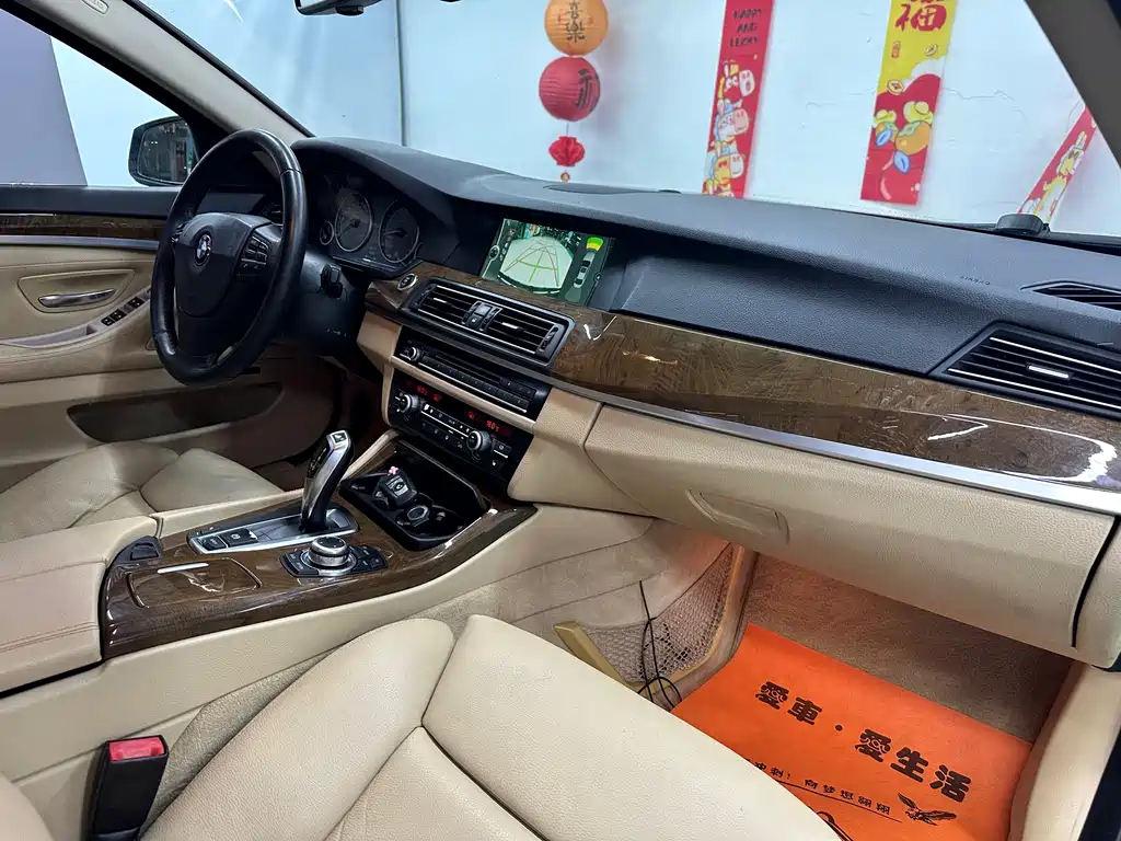 BMW 5 Series 2012 — фото 21