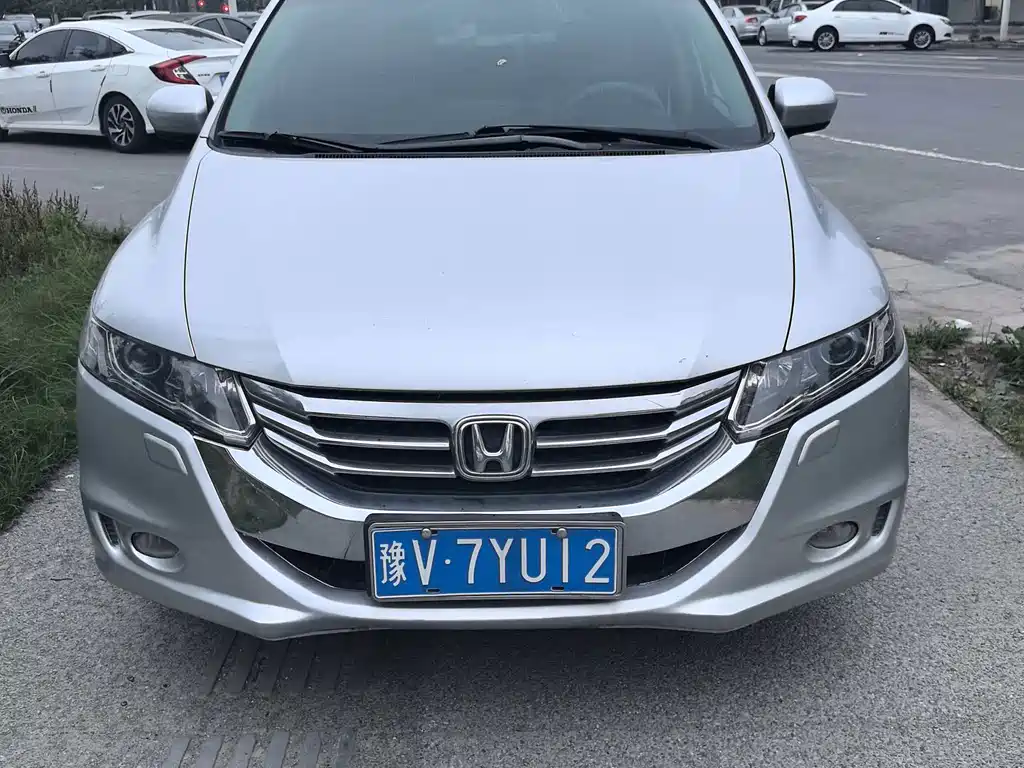 Honda Odyssey 2015 — фото 2