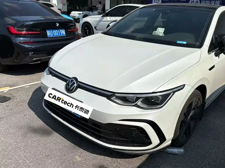 Volkswagen Golf 2022