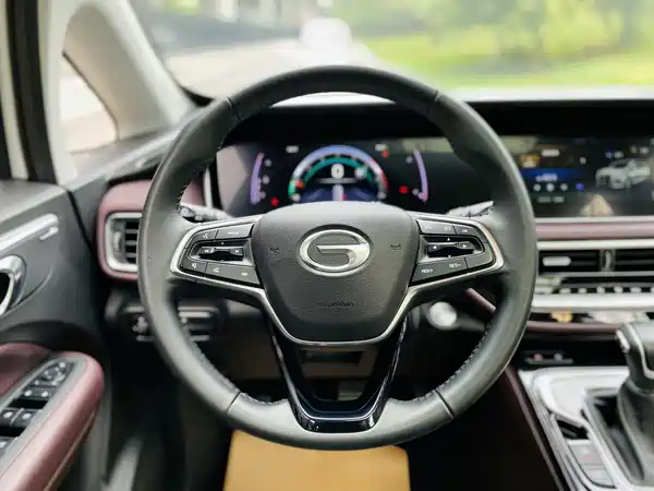 GAC Trumpchi M6 2023