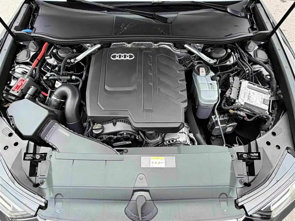 Audi A6L 2023 — фото 15