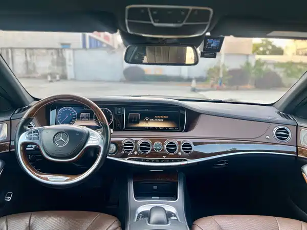 Mercedes-Benz S-Class 2014