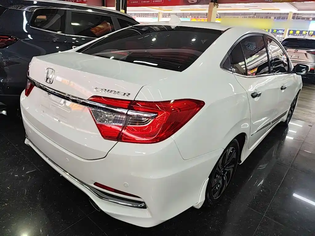 Honda Crider 2017