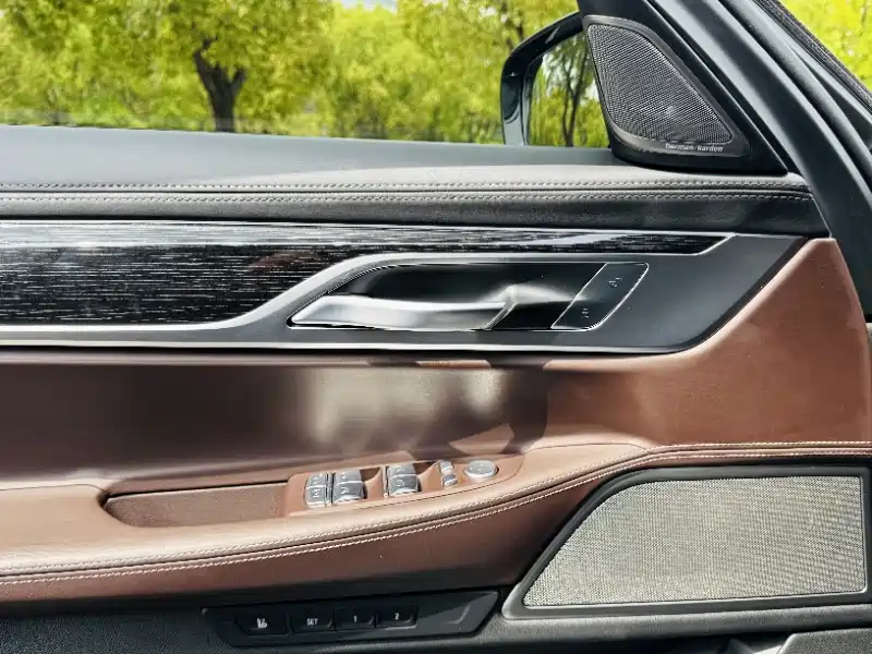 BMW 7 Series 2022 — фото 15
