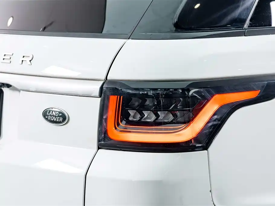 Land Rover Range Rover Sport New Energy 2018 — фото 8
