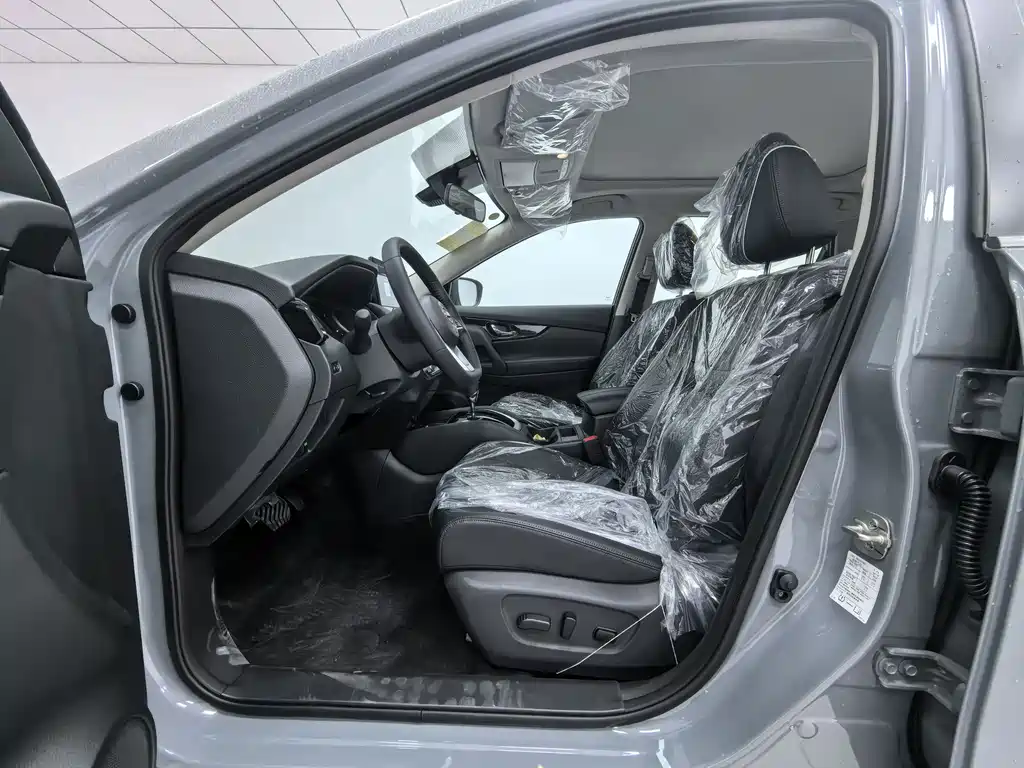 Nissan X-Trail 2025 — фото 4