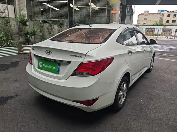 Hyundai Accent 2016