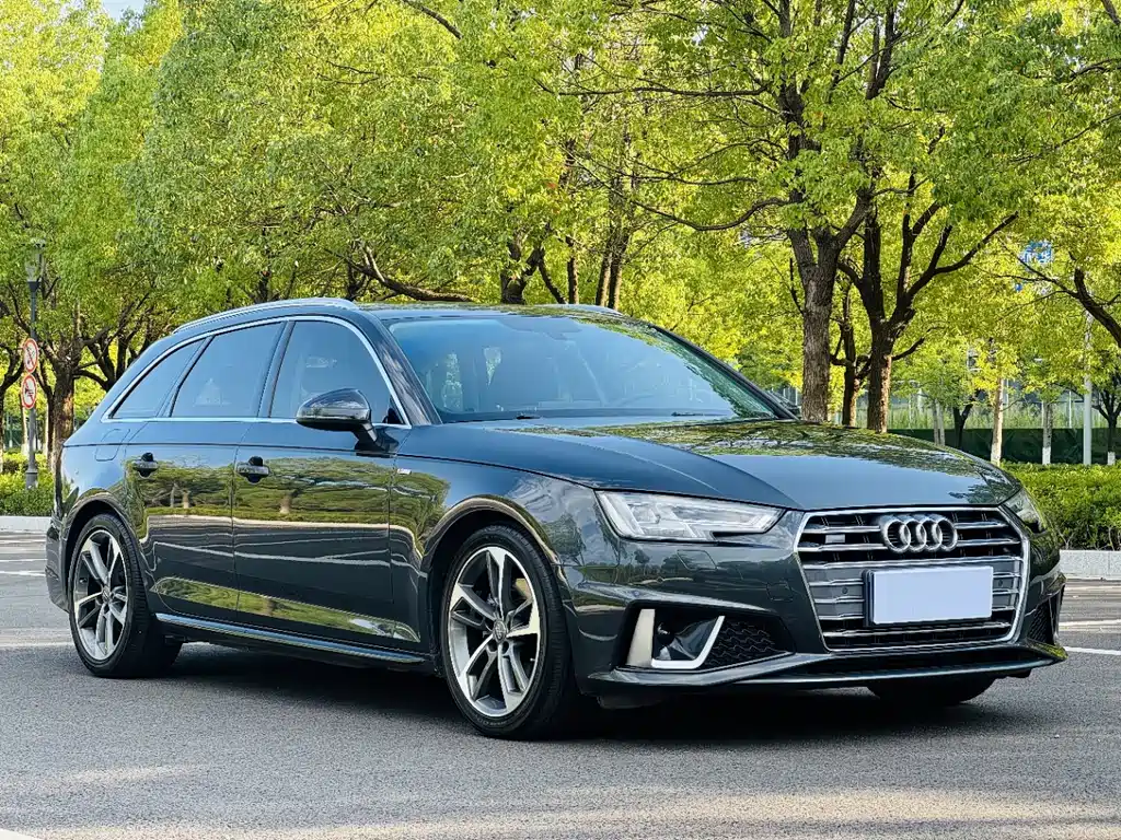Audi A4 2020