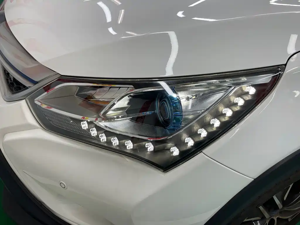 BYD Song New Energy 2017 — фото 27