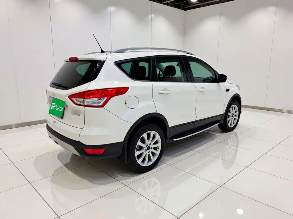 Ford Kuga 2014 — фото 6