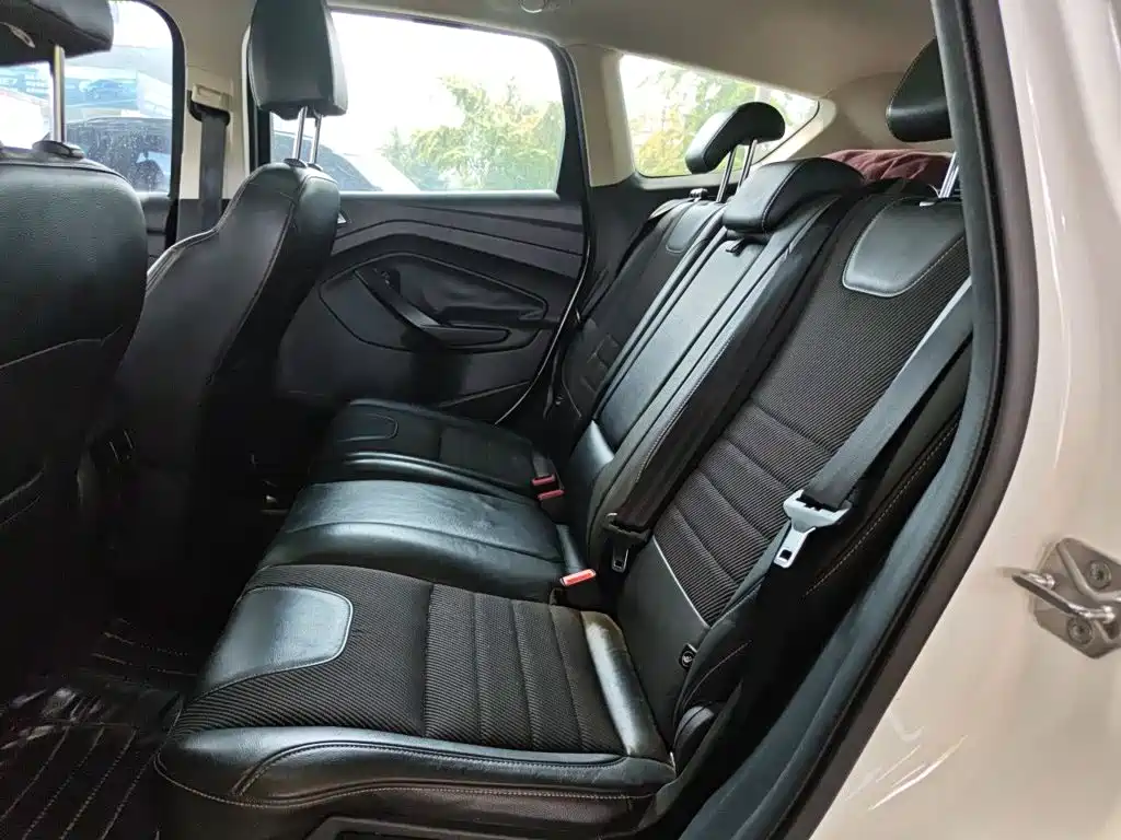 Ford Kuga 2014 — фото 18