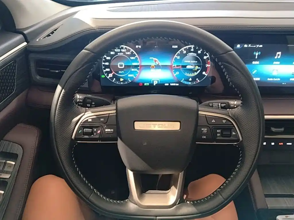 Jetour X90 PLUS 2025 — фото 11