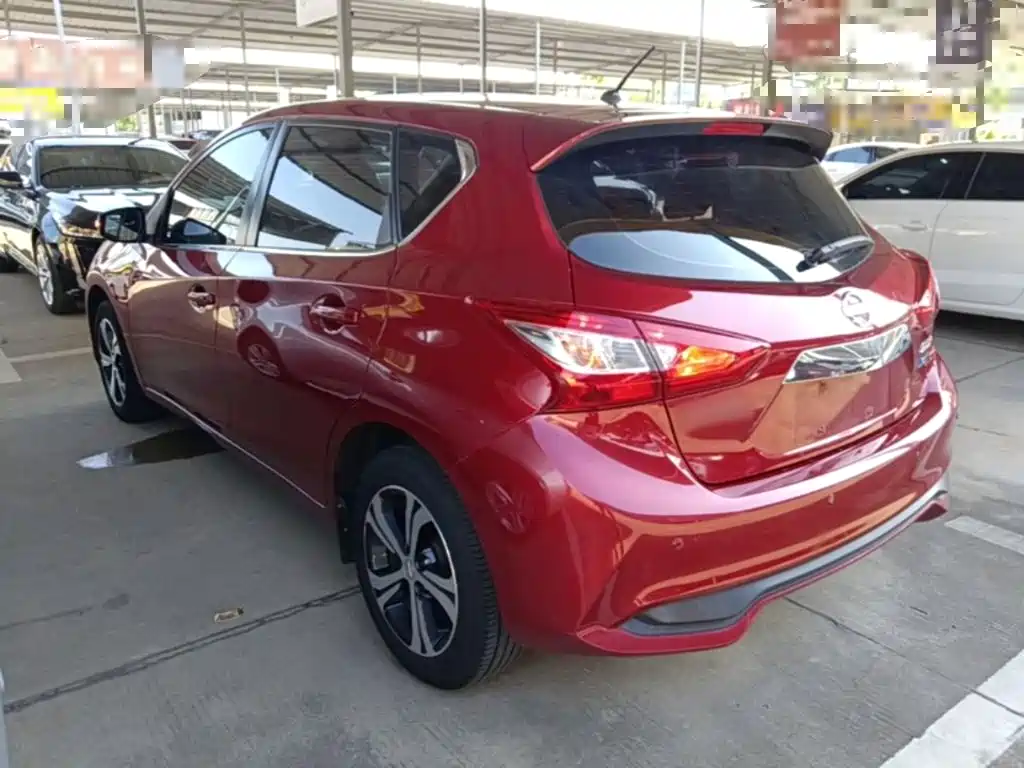 Nissan Tiida 2018