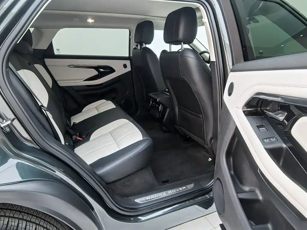 Land Rover Evoque 2022 — фото 12