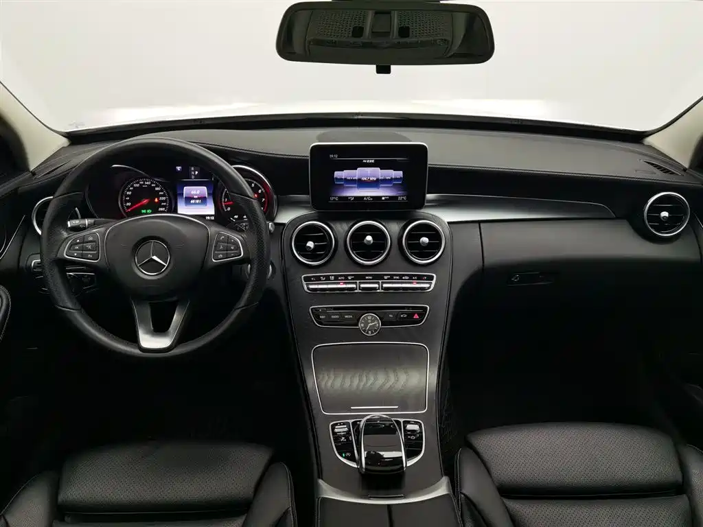 Mercedes-Benz C-Class 2018 — фото 5