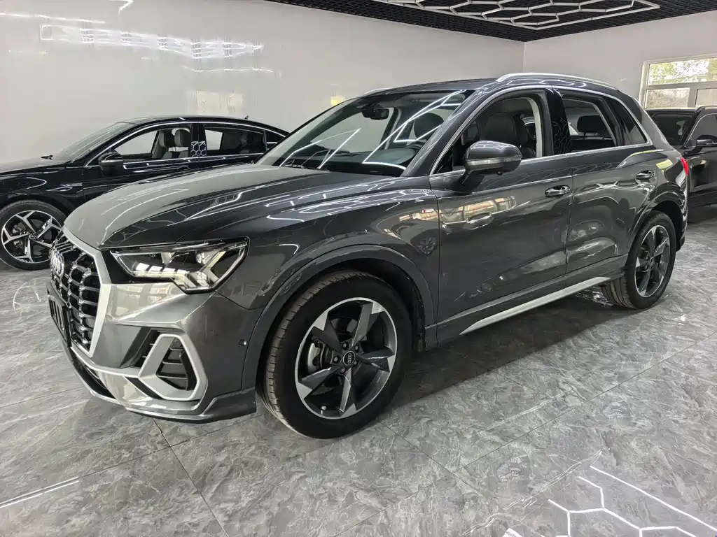 Audi Q3 2023