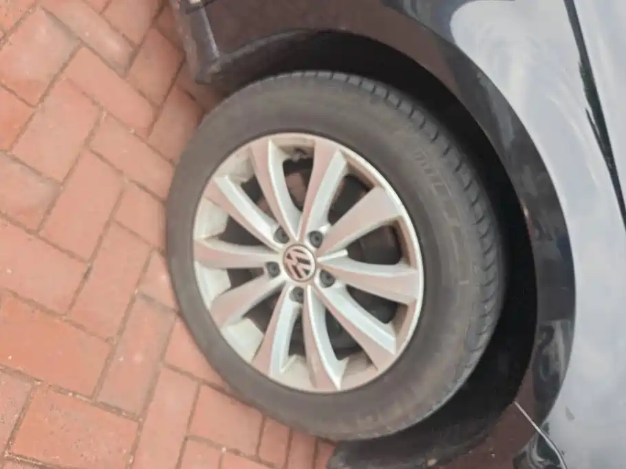 Volkswagen Magotan 2016
