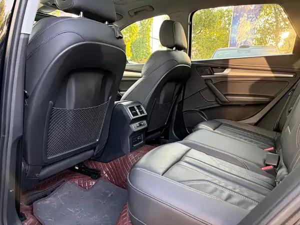 Audi Q5L 2022