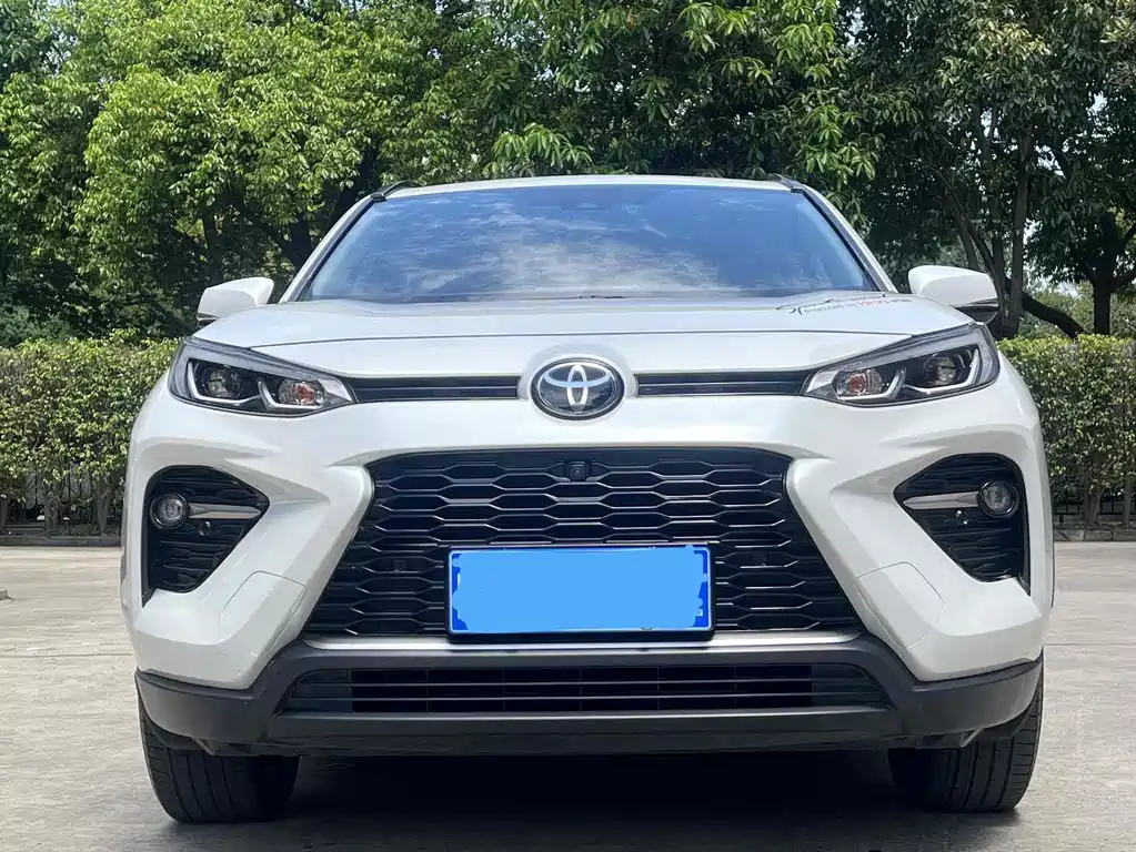 Toyota Wildlander 2022 — фото 2