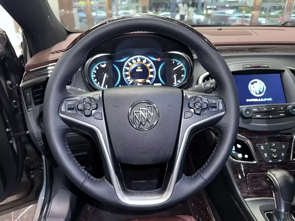 Buick LaCrosse 2014 — фото 15