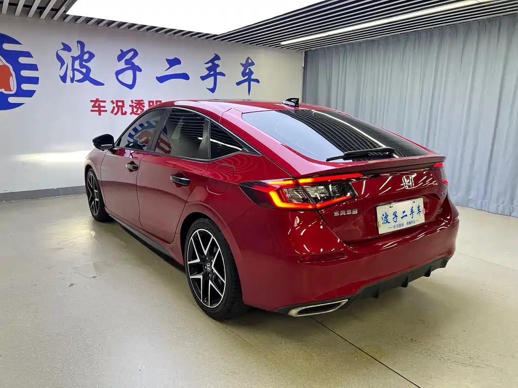 Honda Civic 2023 — фото 20
