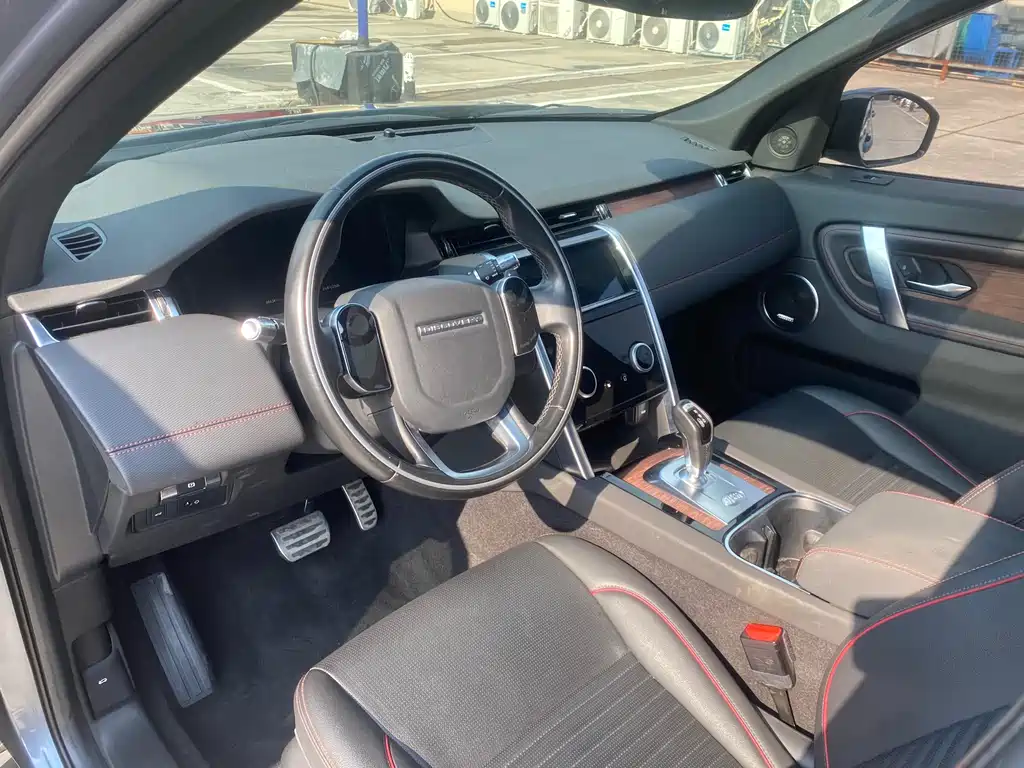 Land Rover Discovery Sport 2020 — фото 16