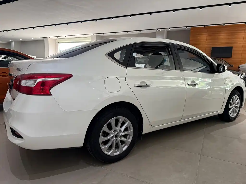 Nissan Sylphy 2019 — фото 10
