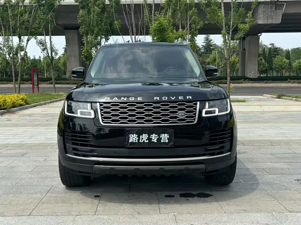 Land Rover Range Rover 2021 — фото 2