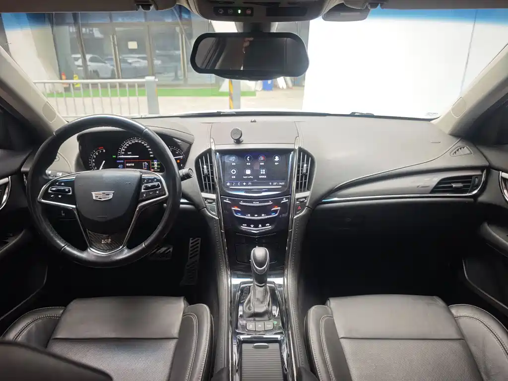 Cadillac ATS-L 2018 — фото 13