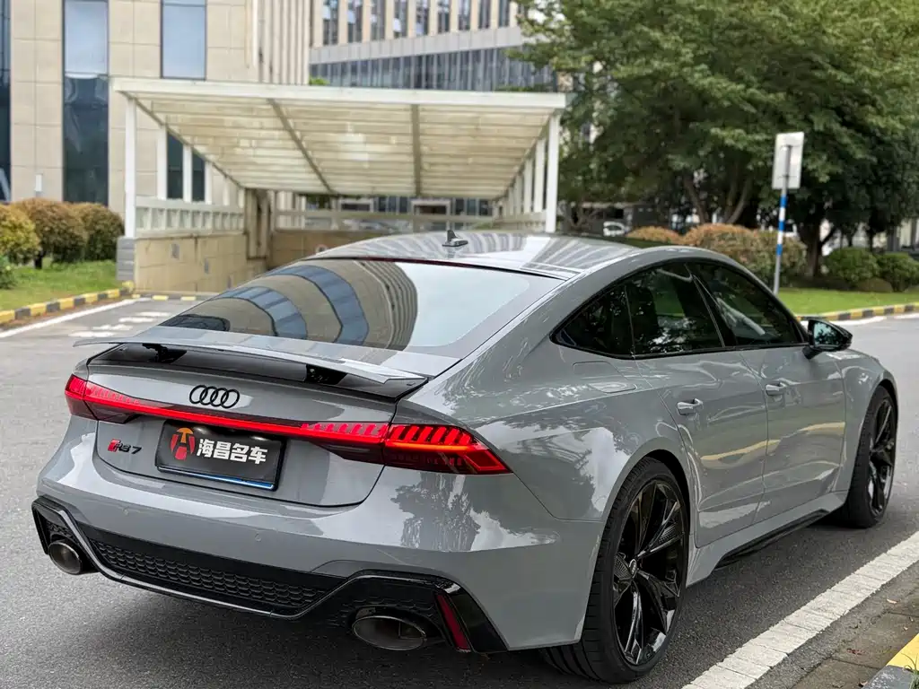 Audi RS 7 2021 — фото 6
