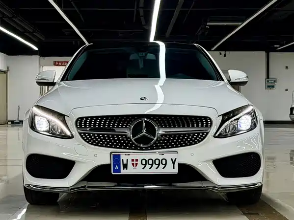 Mercedes-Benz C-Class 2018