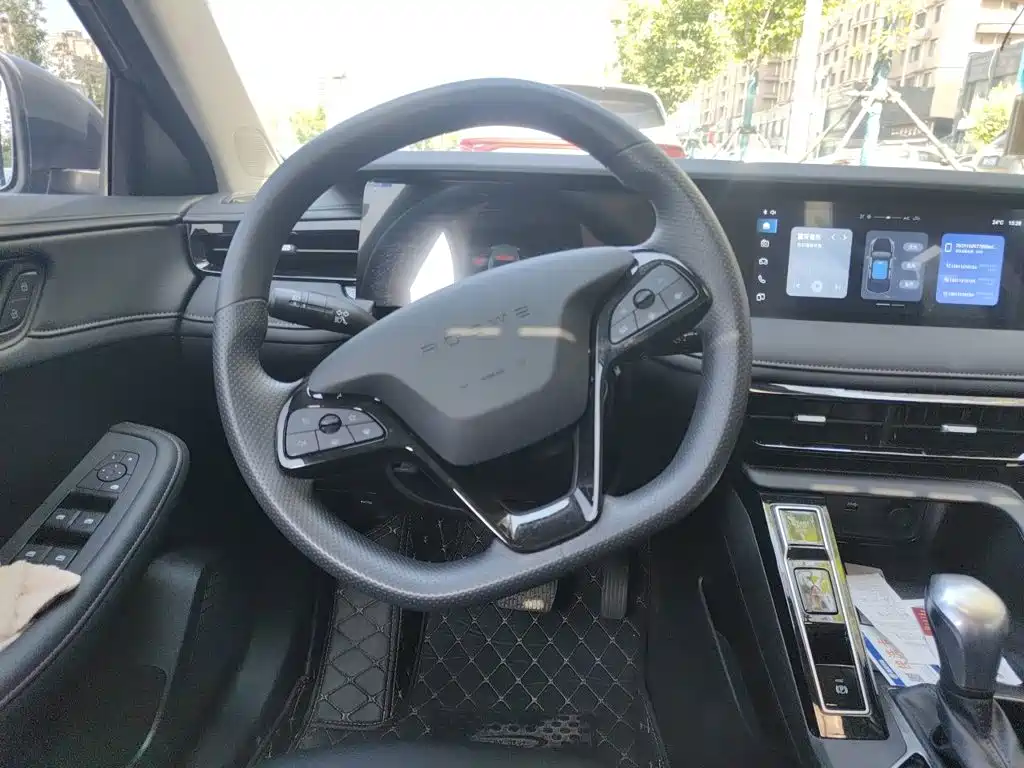 Roewe i5 2024