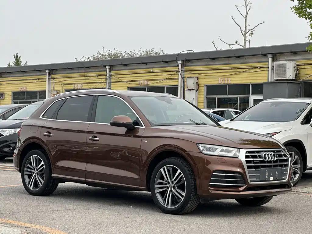 Audi Q5L 2019 — фото 3