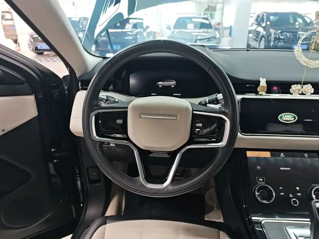 Land Rover Evoque 2022 — фото 11