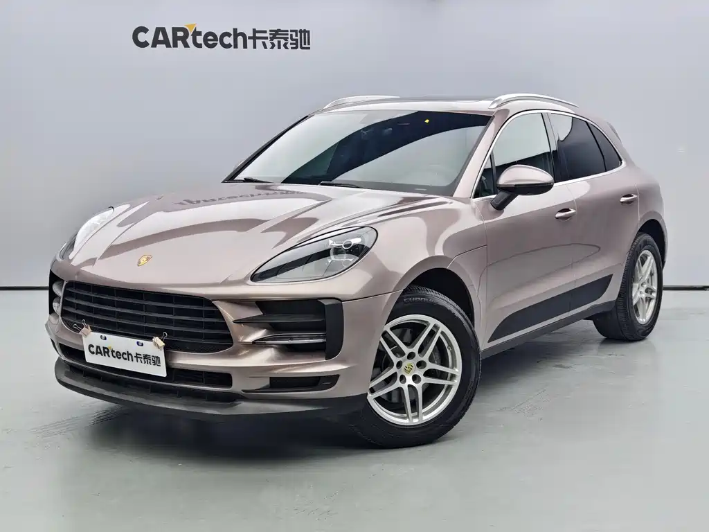 Porsche Macan 2019 — фото 1