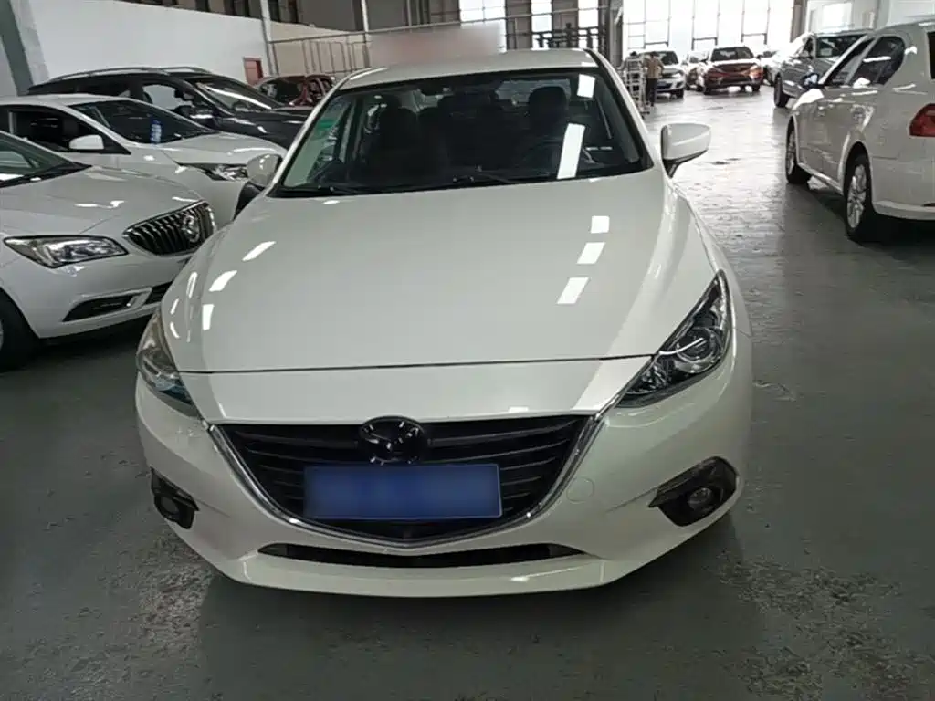 Mazda 3 Axela 2016 — фото 3