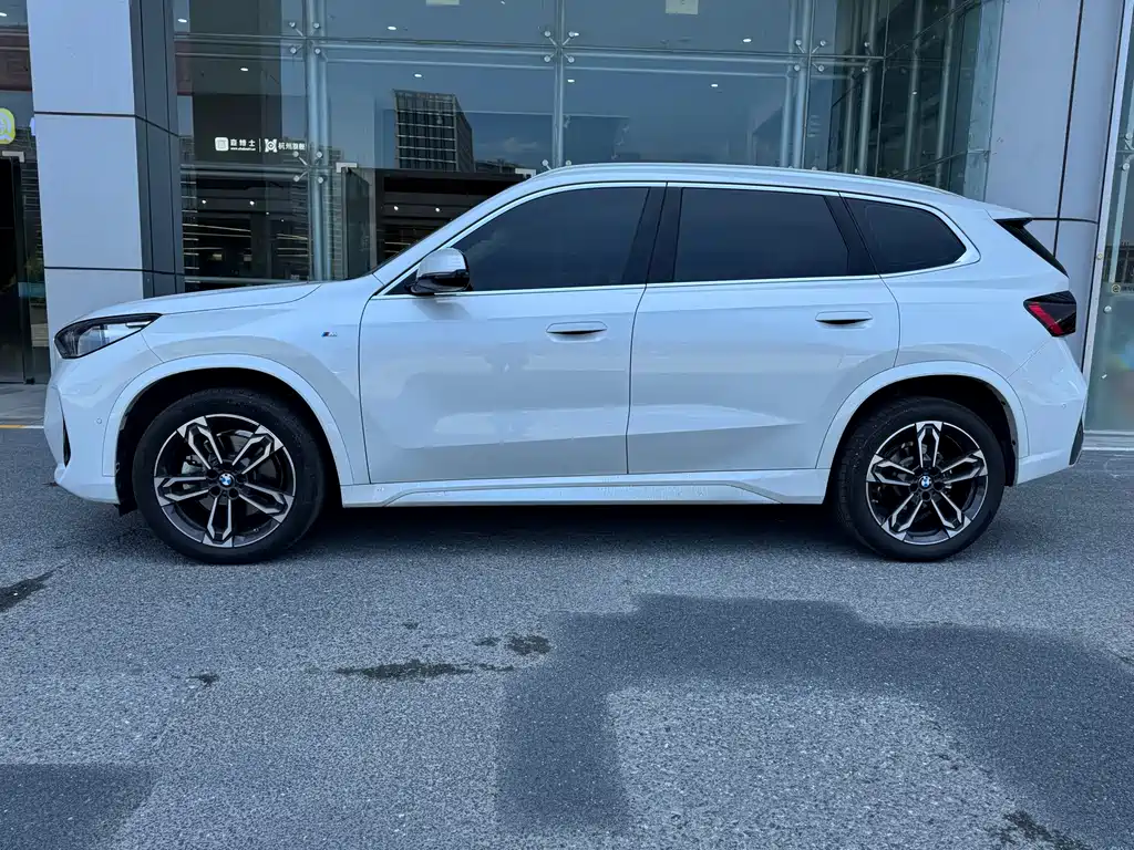 BMW X1 2024