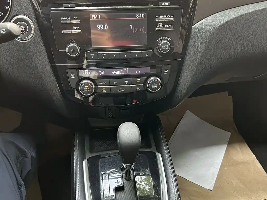 Nissan X-Trail 2015 — фото 11