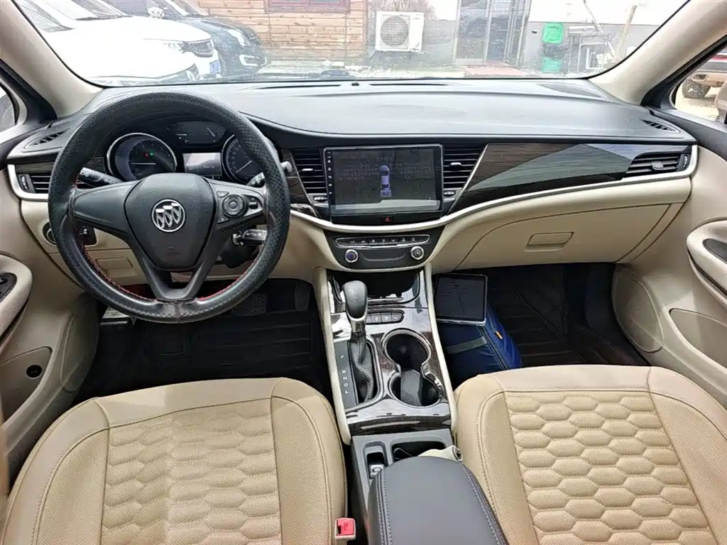 Buick Verano 2018 — фото 10